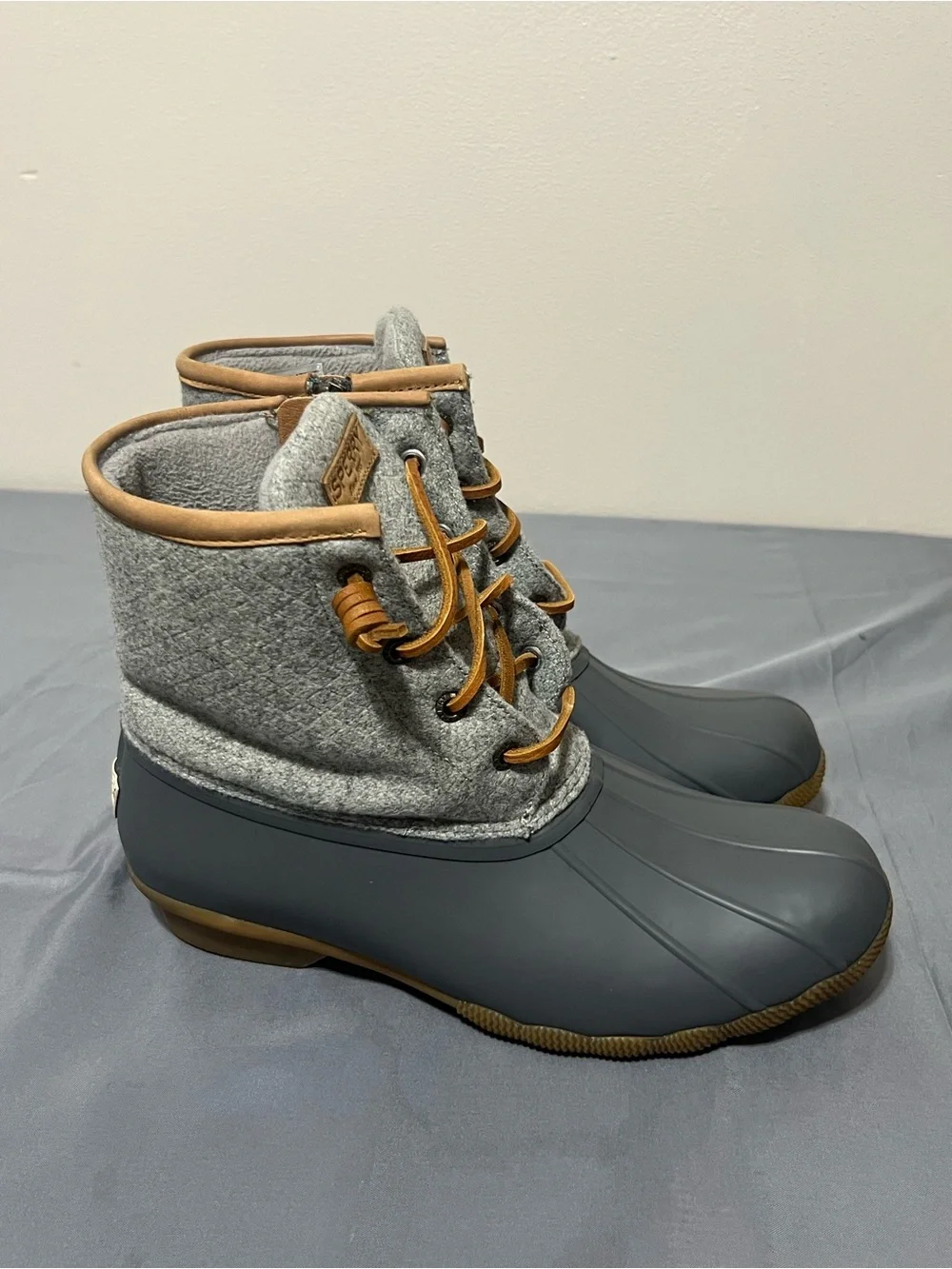 SPERRY Saltwater Wool Embossed 3M Thinsulate Rubber Duck Boot Dark Grey 8.5
